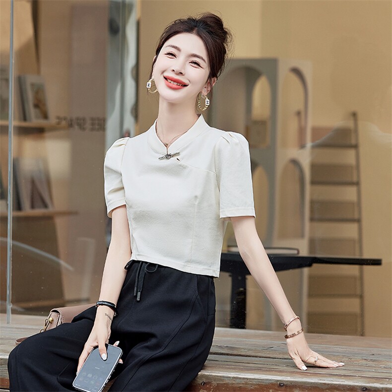 新中式短袖上衣女气质金属扣T恤设计感休闲打底衫马面裙搭配,女装T恤,梦懿尔