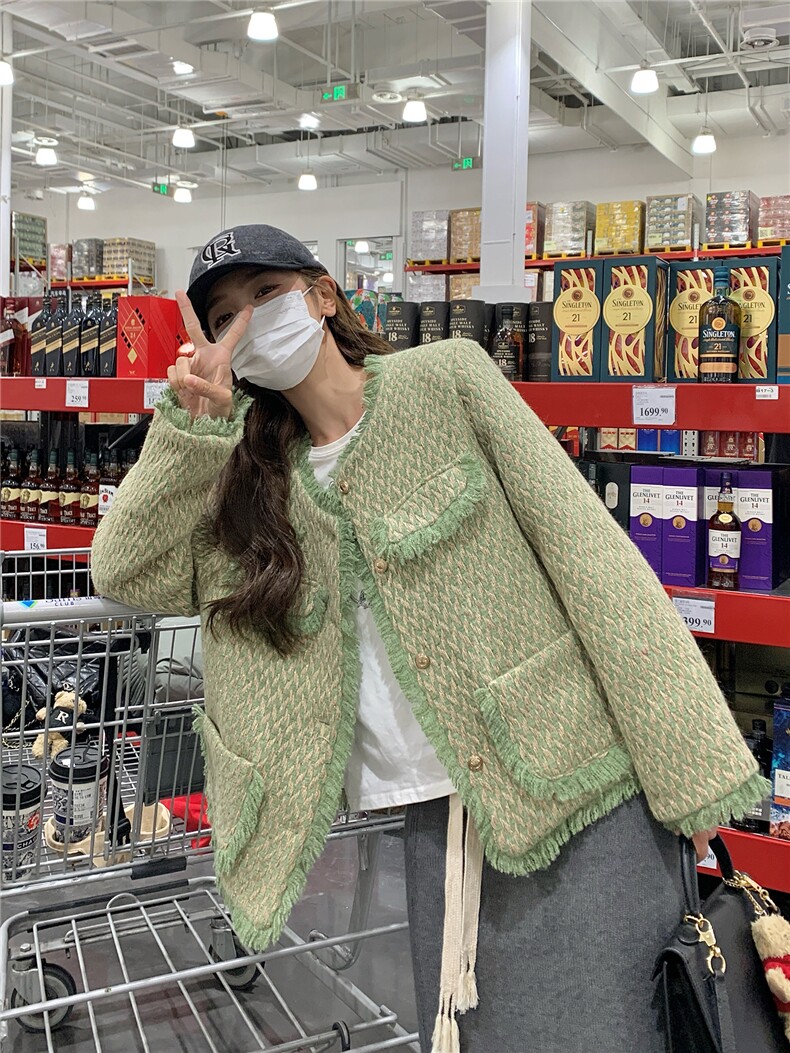 流苏绿色小香风羽绒服外套女秋冬2025新款高级感赫本风气质加厚,女装羽绒服,艾米莉亚