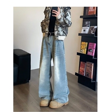 蓝色