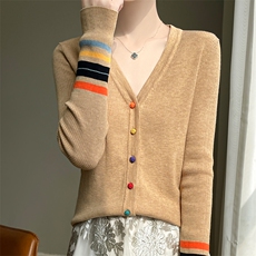 时尚减龄V领开衫简约百搭彩色纽扣设计感针织衫，女装针织衫/毛衣，凯思米羊绒