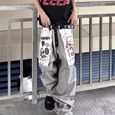 灰色