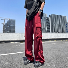 红色