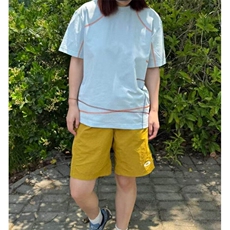 蓝色