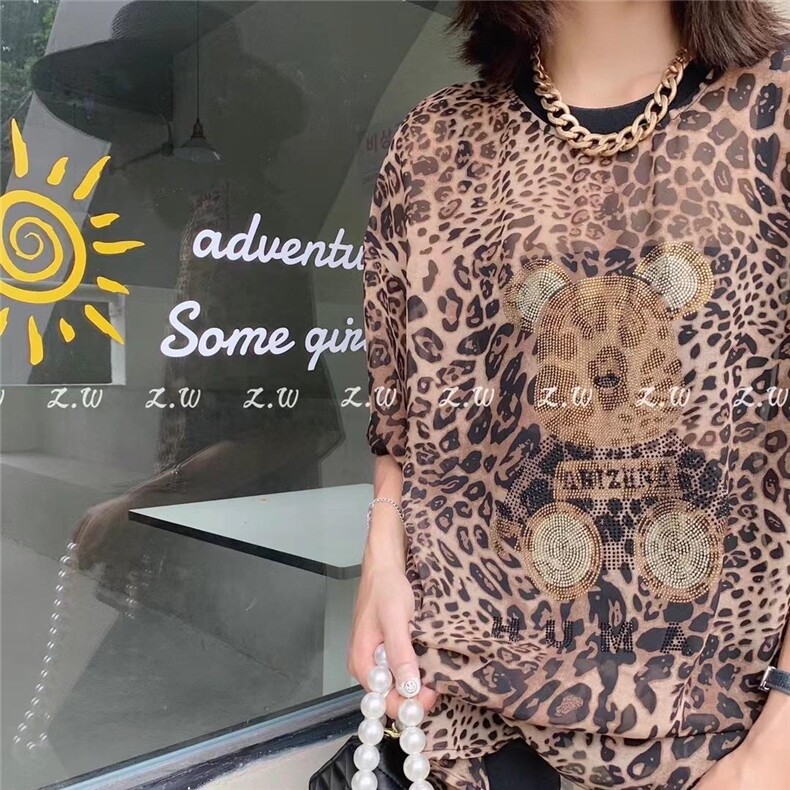 超薄料烫钻上衣，女装，卡笛琇