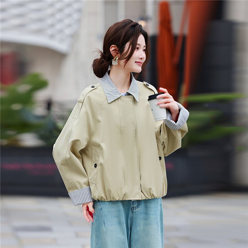 时尚条纹拼接假两件短外套女春季新款设计感减龄夹克风衣上衣,女装短外套,鑫源服饰