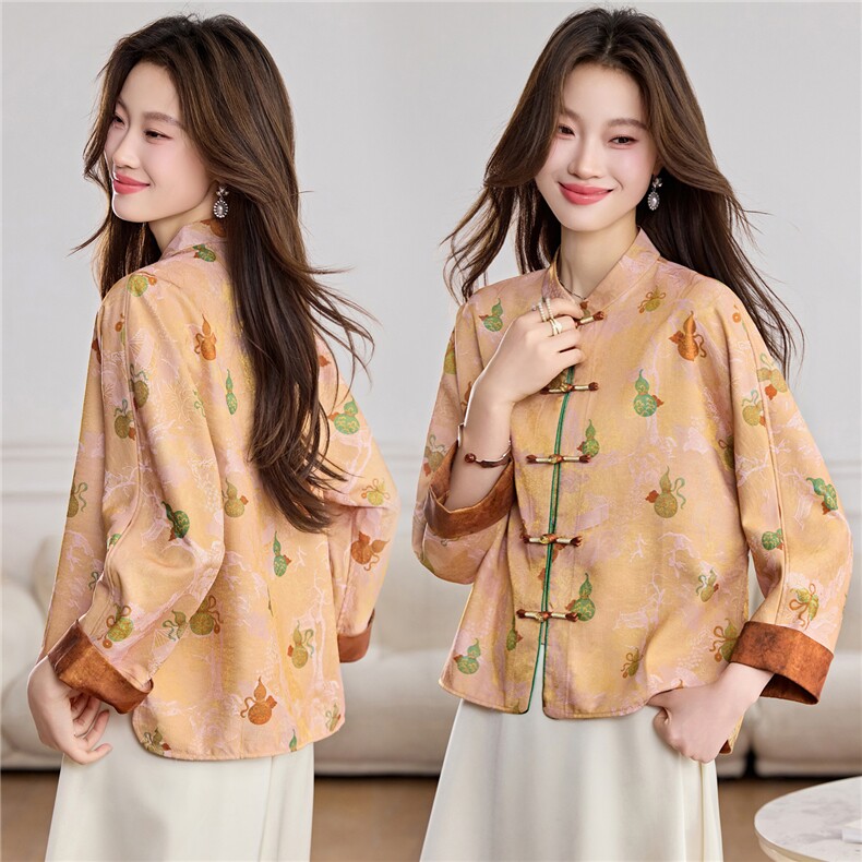 现货中古风女式春秋盘扣简约2026新款潮流通勤百搭聚会洋气外套，女装短外套，木橙西子