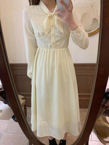 独屿2021春新款打结领设计连衣裙，女装连衣裙，独屿