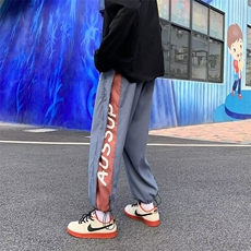 蓝色