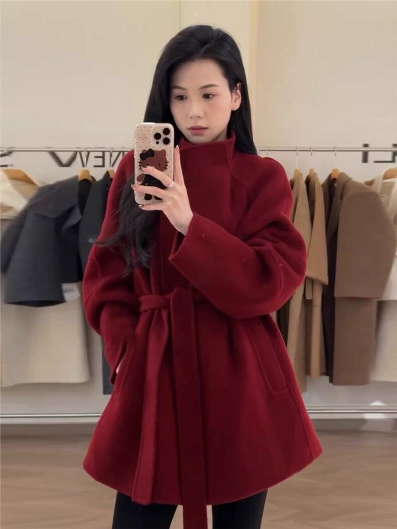 【依嘟】红色2025冬新款韩系高级感洋气小个子羊毛外套(配腰,女装双面呢大衣,依嘟服饰