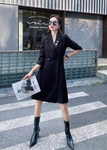 （现货）西装裙，女装西装，伊娜蕾尔