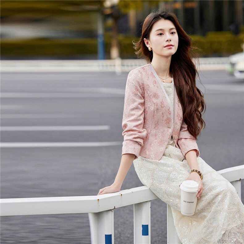 婵米儿2025秋季新款法式小西装小香风外套粗花呢显瘦上衣女,女装短外套,婵米儿