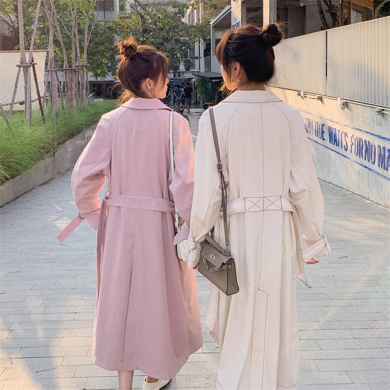 2024春装新款中长款英伦风简约风衣修身系带外套女连衣裙,女装风衣,红依娜
