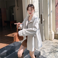 2026春款米色拼蕾丝袖子配蕾丝披肩风衣外套2C375-619-P175-K278，女装风衣，2C375