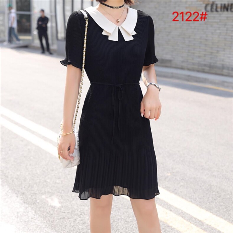 蝴蝶领系腰显瘦压驺连衣裙，女装连衣裙，罗兰春天