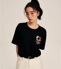 花环小熊T恤时尚百搭潮流短袖，女装T恤，湘姗