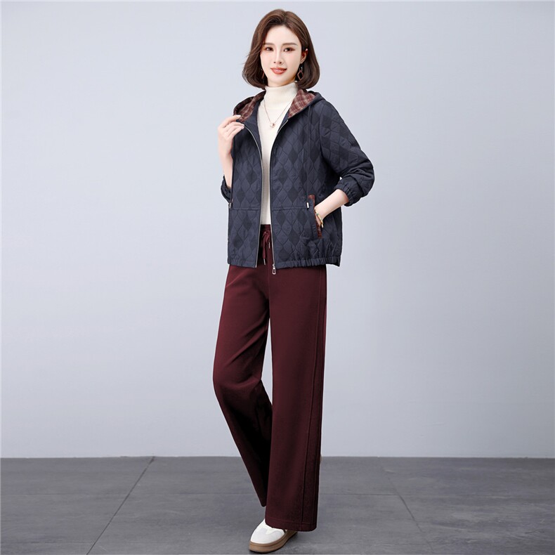 长期现货妈妈春秋早冬夹棉服时尚格子连帽外套短中老年两件套装女，女装套装/套裙，璐依舞