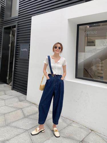 一条肩带收口牛仔裤，女装牛仔裤，肆尔