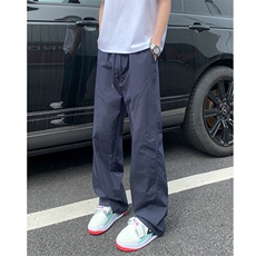 藏青色