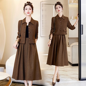 喜婆婆婚宴套装连衣裙女2025春装新款高端结婚妈妈礼服西装两件套图片