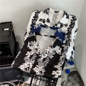 2026夏季新款男垂感卡通印花短袖情侣冰丝衬衫B299-X5366-P35限49图片