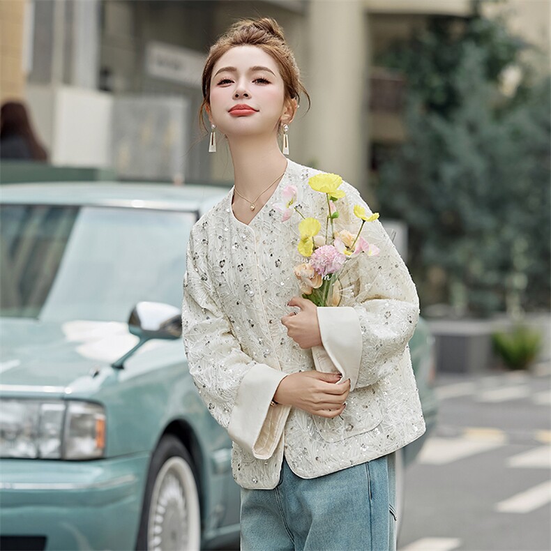 新中式重工刺绣短外套女2025春秋新款小香风国风亮片宽松汉服上衣,女装短外套,天丽