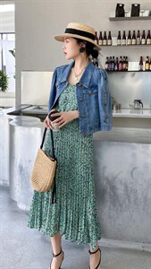 夏季新品牛仔碎花两件套套裙图片