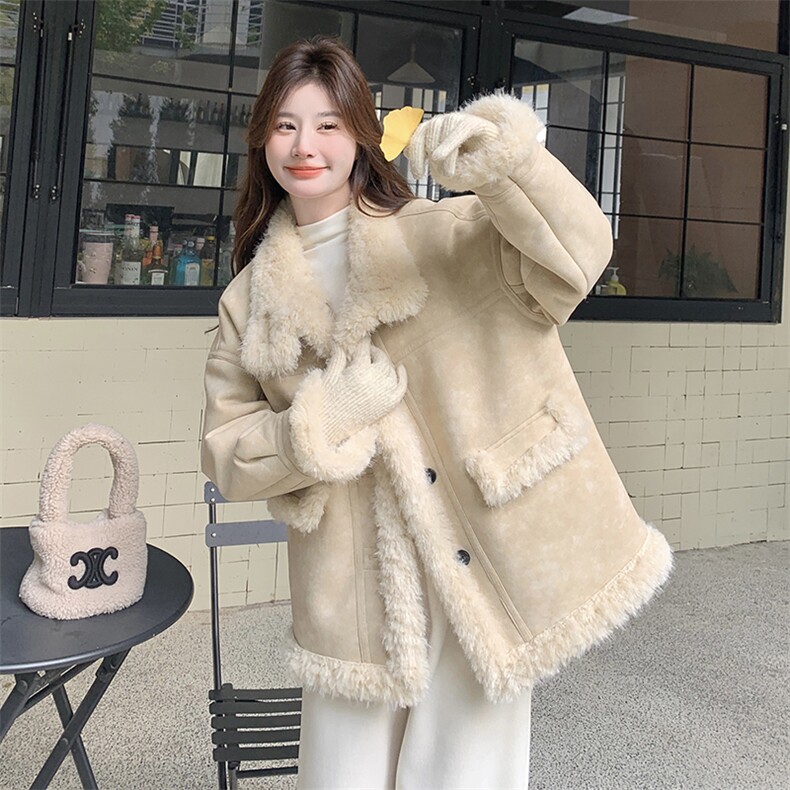 奶呼呼小香风羊羔毛厚外套女冬季2025新款设计感短款皮毛一体上衣,女装皮草,2C110