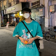 湖蓝色