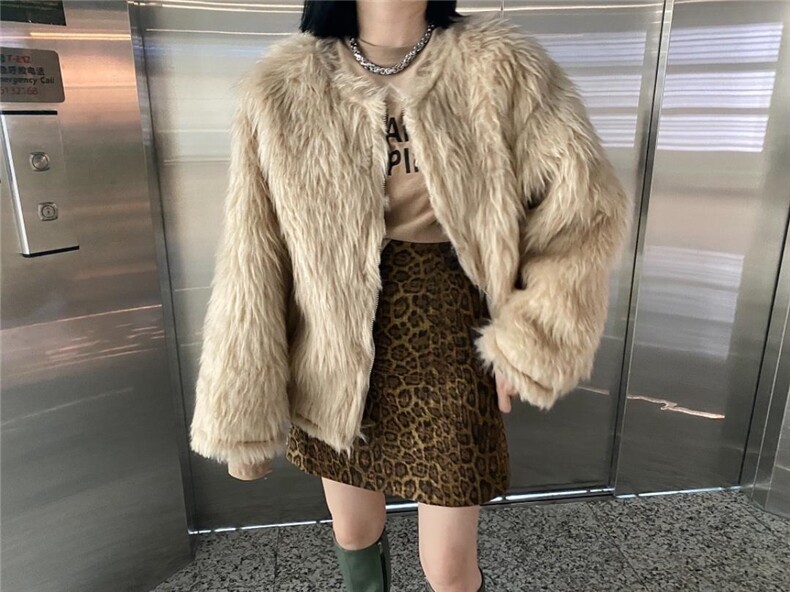 仿皮草外套，女装皮草，last name