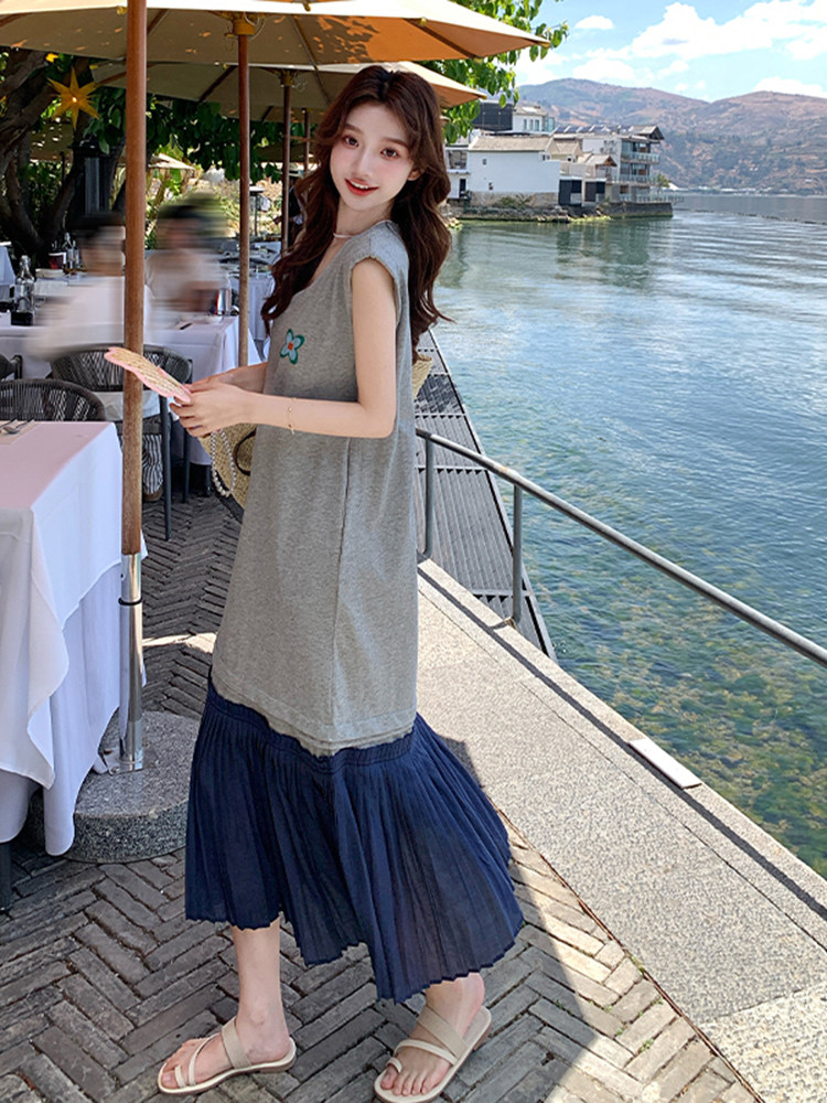 灰色韩版学院风减龄无袖背心连衣裙女2025夏季新款清纯系气质长裙,女装连衣裙,浙宝220