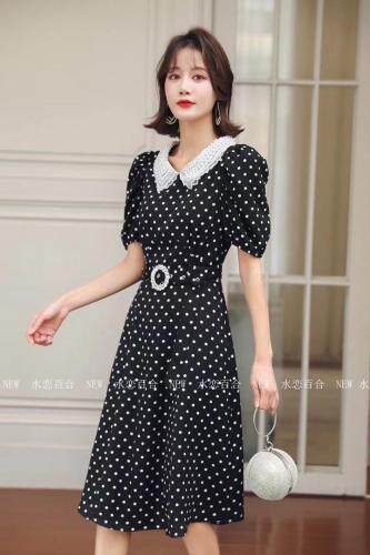 新款夏装连衣裙，女装连衣裙，水恋百合