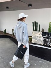 帽子贴标卫衣，女装卫衣/绒衫，诗苒