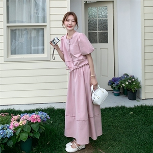 甜美超火粉色泡泡袖半身裙套装女夏2025新款独特漂亮巨好看两件套图片
