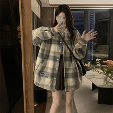 蓝色