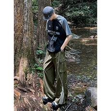 军绿色