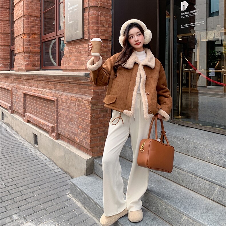 新款现货精致感加厚保暖兔毛绒皮毛一体外套2986P185K278,女装短外套,2C029