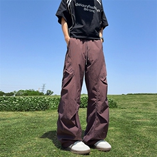 紫红色