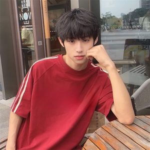 抖音得物高品质二开240克宽松纯棉美式潮牌三条杠织带短袖T恤图片