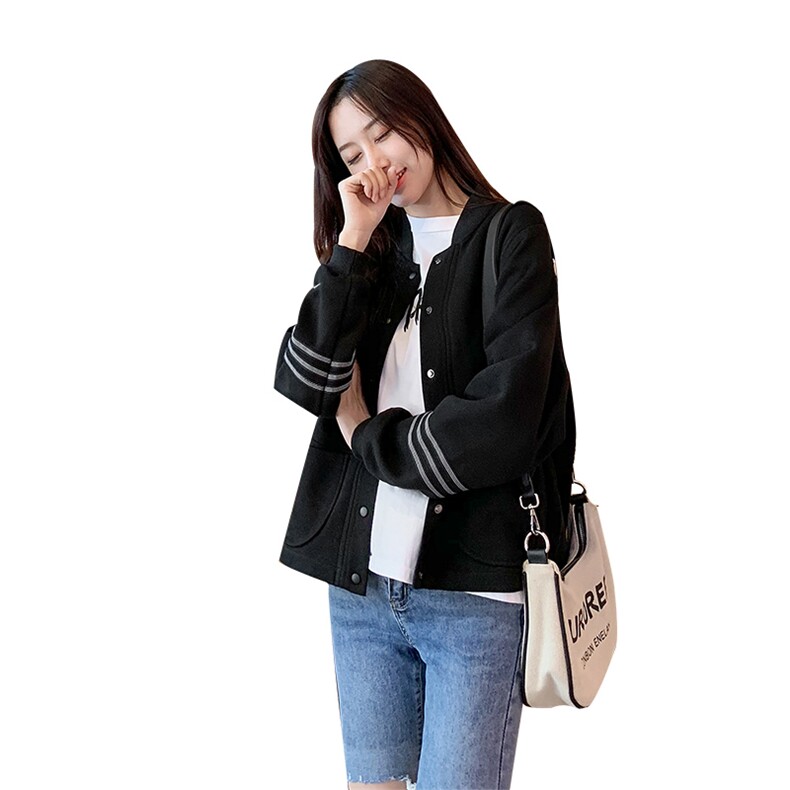 2024秋新款女装韩版宽松棒球服短外套女时尚简约黑色飞行员夹克,女装短外套,梦懿尔