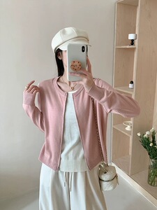 设计感精纺6羊毛拼接开衫图片