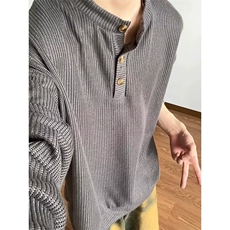 灰色
