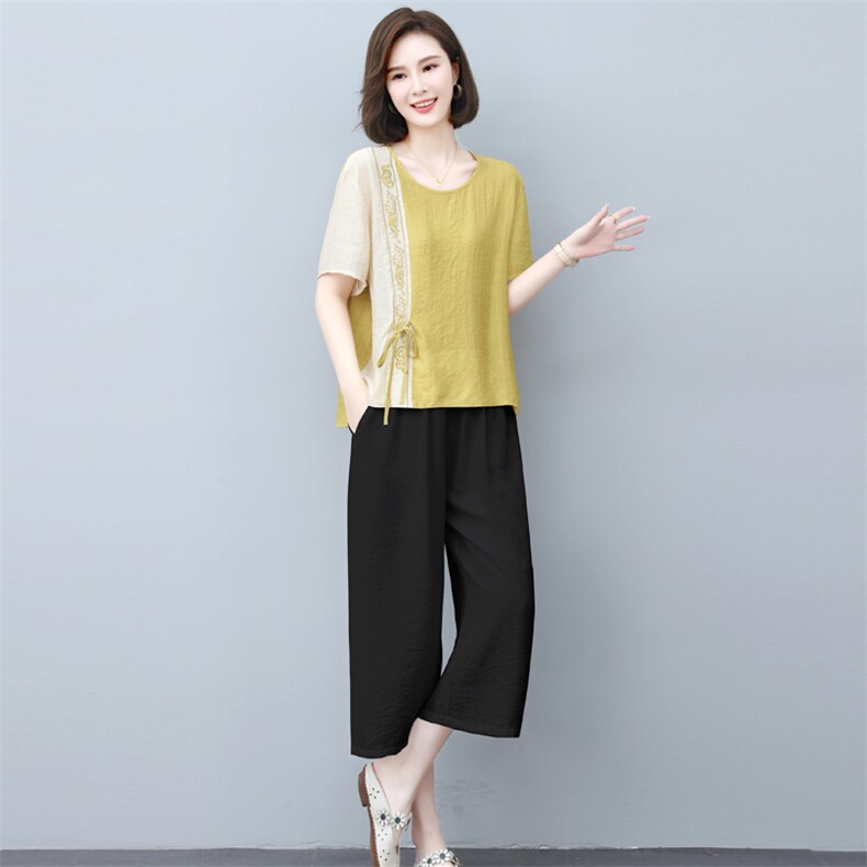 (新品)2024年夏季天丝两件套女刺绣T恤中老年妈妈装三年不下架,女装套装/套裙,璐依舞