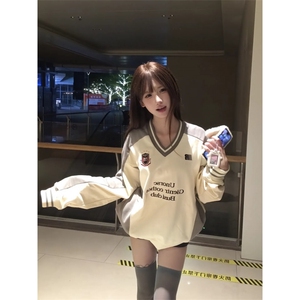【有货】N828CC-特P46 徽章V领撞色拼接美式重磅运动卫衣男女图片