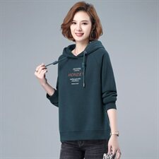 深绿色