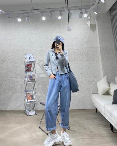 2??0??2??1??春款全面煥新??，女装，AMG