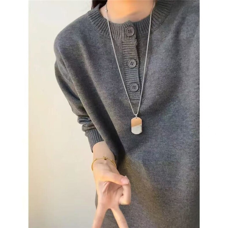 秋冬穿搭美式撞色纽扣复古卡通刺绣圆领长袖针织开衫男女毛衣外套图片