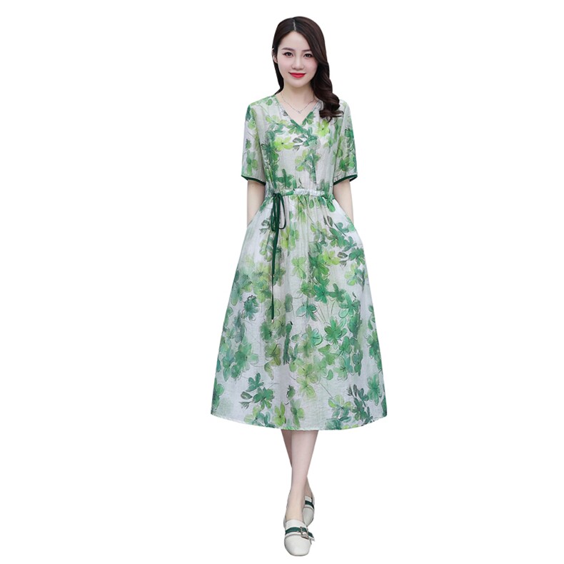 碎花时尚气质百搭V领短袖2025年春夏连衣裙,女装连衣裙,雅之冉羊绒