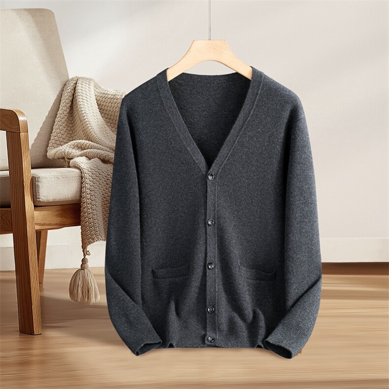 2025年秋季长袖青春流行V领开衫外套带兜，男装羊绒开衫，羿博羊绒