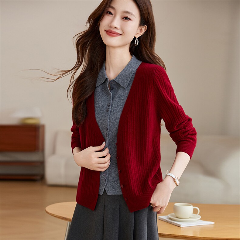 现货2025秋冬方领毛衣女士假两件套头长袖秋冬打底针织衫上衣厚，女装毛呢外套，韩然一族