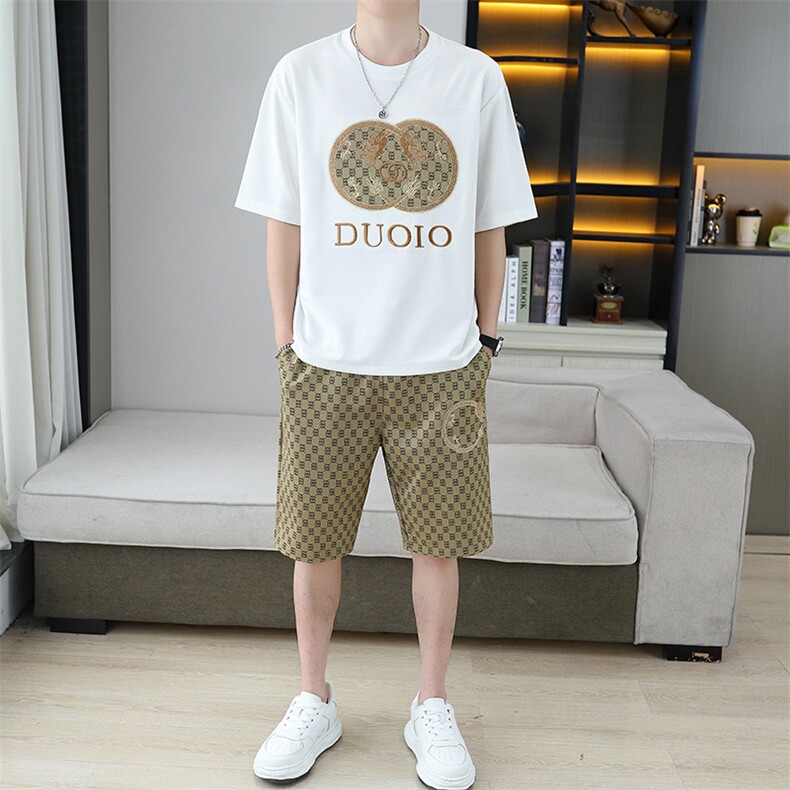 2025夏季新款个性时尚套装华夫格轻奢短裤龙纹潮牌宽松T恤两件套，男装休闲套装，星座1801